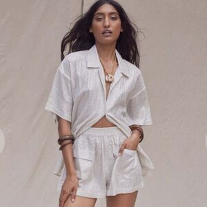 Jen’s Pirate Bootie wonderland shorts in beige size XS NWTS